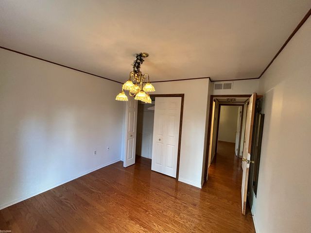 25860 Lira Lane, Warren, MI 48089