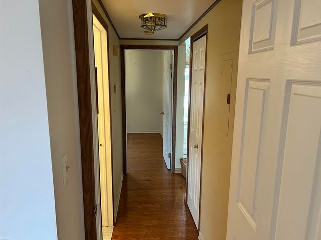 25860 Lira Lane, Warren, MI 48089