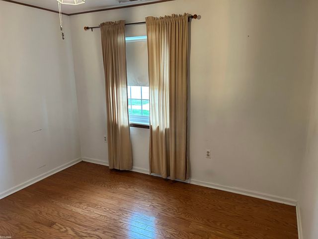 25860 Lira Lane, Warren, MI 48089