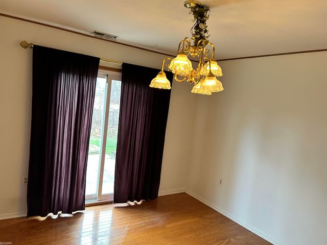 25860 Lira Lane, Warren, MI 48089