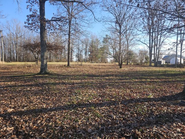 409 Tom Welch Rd, Crossville, TN 38571