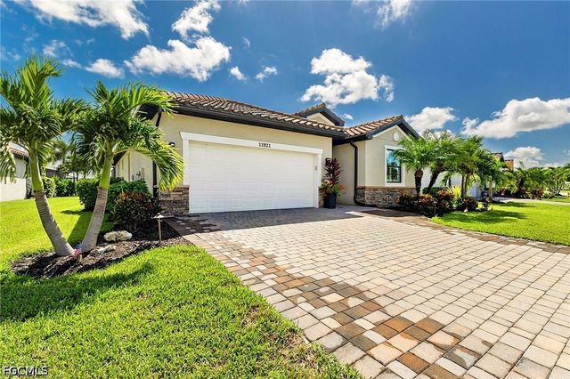 11921 Arbor Trace DR, Fort Myers, FL 33913