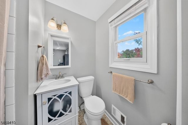 149 Leesville Rd, Jackson Twp., NJ 08527
