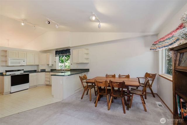 90 E Susan Lane, Union, WA 98592