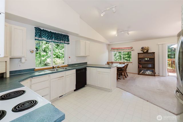 90 E Susan Lane, Union, WA 98592