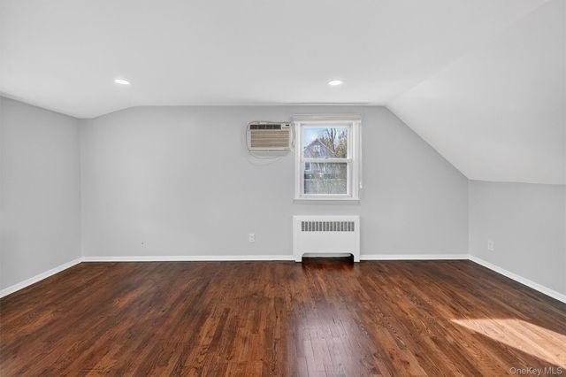 8 Robbins Avenue, Elmsford, NY 10523