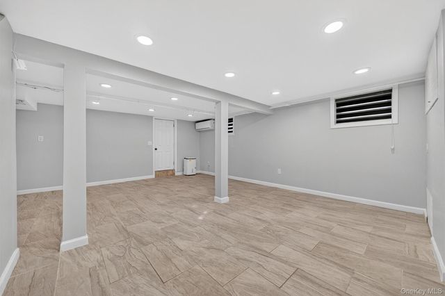 8 Robbins Avenue, Elmsford, NY 10523