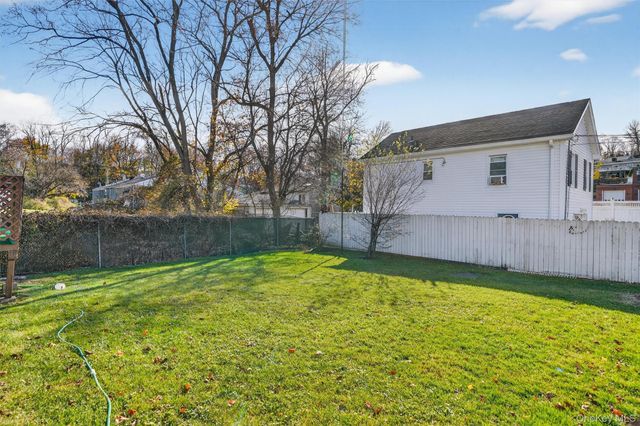 8 Robbins Avenue, Elmsford, NY 10523