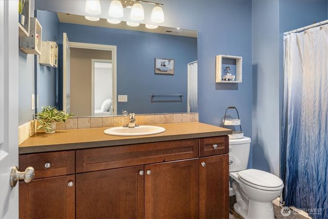 1009 29th Street NW, Puyallup, WA 98371