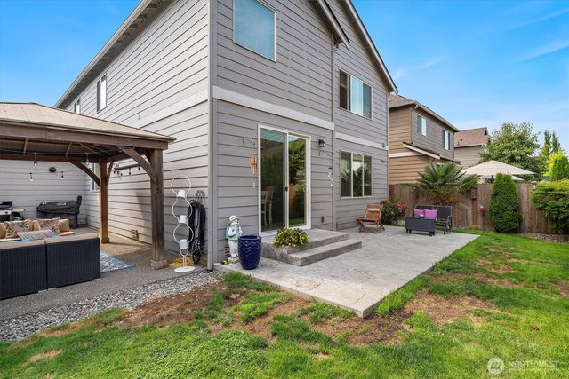 1009 29th Street NW, Puyallup, WA 98371