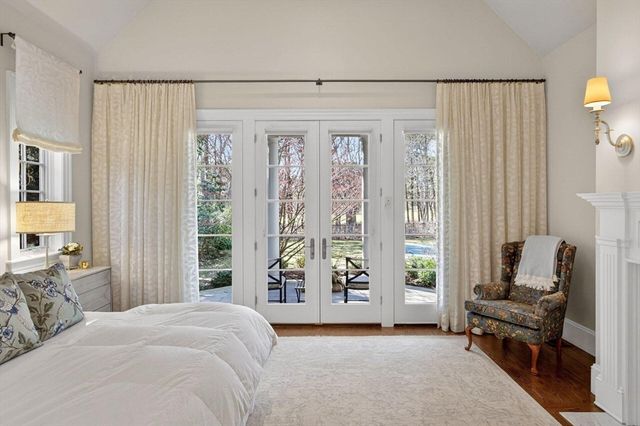 179 Pineleigh Path, Barnstable, MA 02655