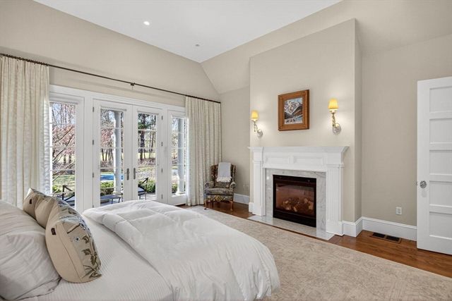179 Pineleigh Path, Barnstable, MA 02655