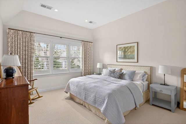 179 Pineleigh Path, Barnstable, MA 02655