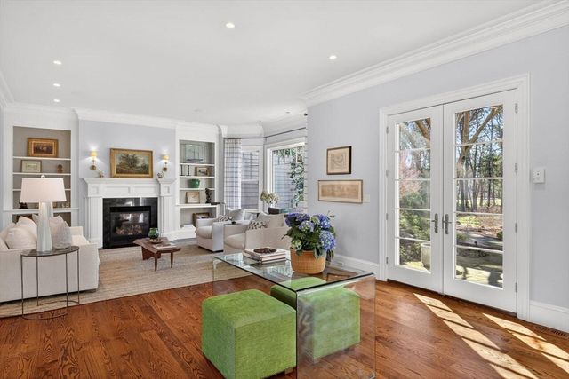 179 Pineleigh Path, Barnstable, MA 02655