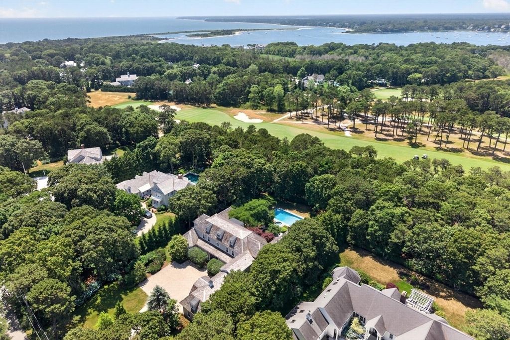 179 Pineleigh Path, Barnstable, MA 02655