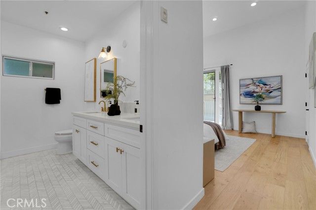 1871 Greenfield Avenue 102, Los Angeles, CA 90025