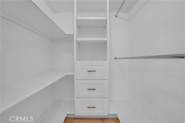 1871 Greenfield Avenue 102, Los Angeles, CA 90025