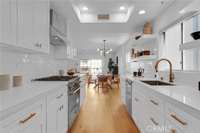 1871 Greenfield Avenue 102, Los Angeles, CA 90025