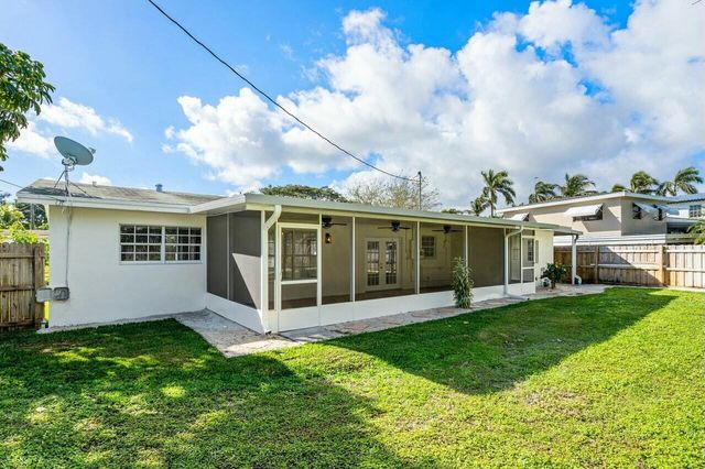 1414 Michigan Drive, Lake Worth Beach, FL 33461