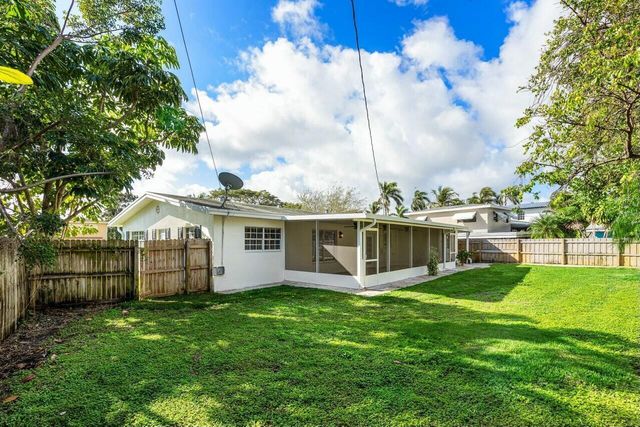 1414 Michigan Drive, Lake Worth Beach, FL 33461