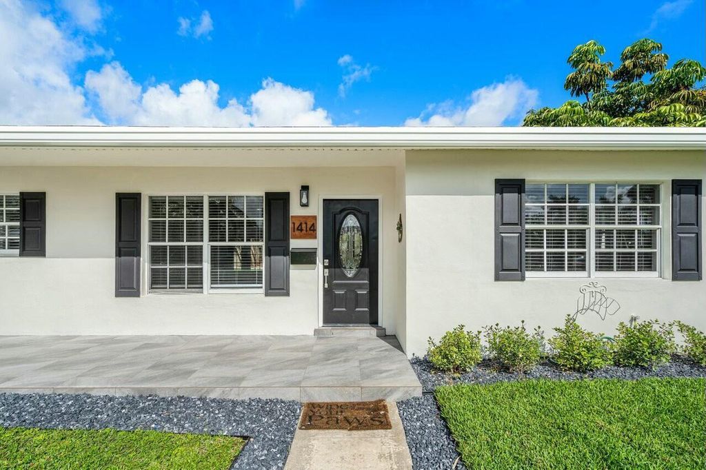 1414 Michigan Drive, Lake Worth Beach, FL 33461