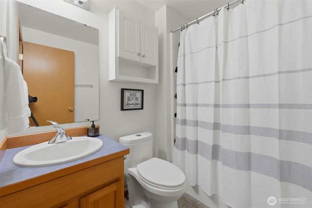 1570 SW Lake Flora Road, Port Orchard, WA 98367