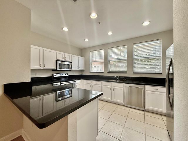 433 Amador Lane 2, West Palm Beach, FL 33401