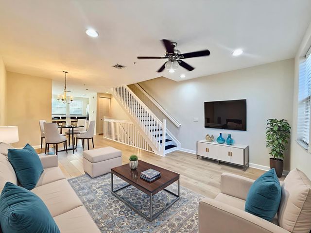 433 Amador Lane 2, West Palm Beach, FL 33401