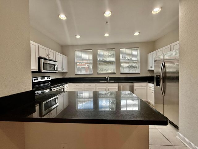 433 Amador Lane 2, West Palm Beach, FL 33401