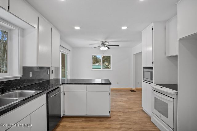 6933 W Tesemini DR, Spirit Lake, ID 83869