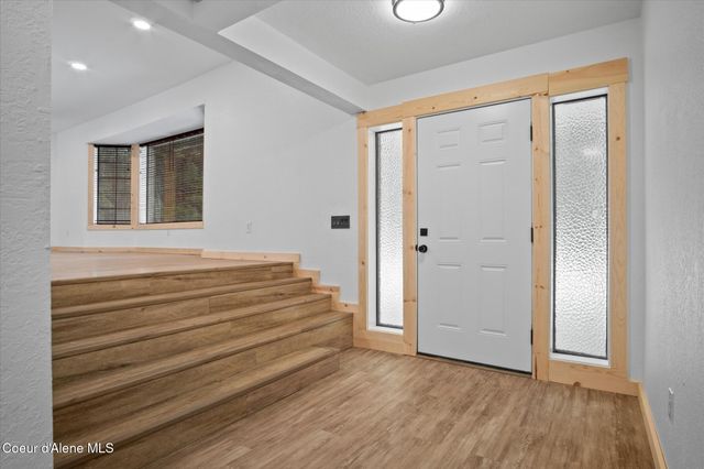 6933 W Tesemini DR, Spirit Lake, ID 83869