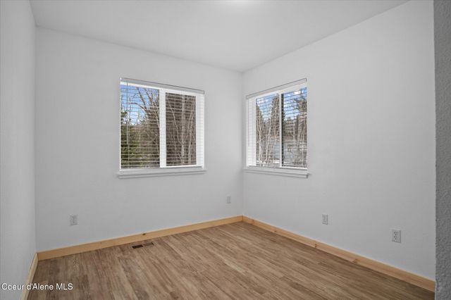 6933 W Tesemini DR, Spirit Lake, ID 83869