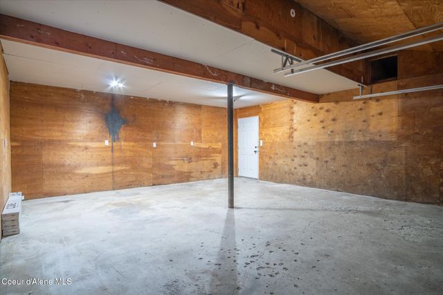 6933 W Tesemini DR, Spirit Lake, ID 83869