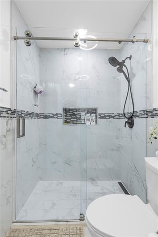 840 N 70th Way, Hollywood, FL 33024