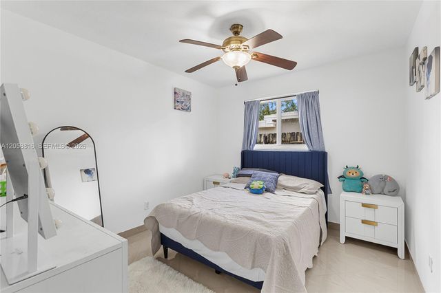 840 N 70th Way, Hollywood, FL 33024