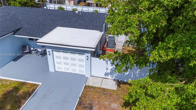 840 N 70th Way, Hollywood, FL 33024