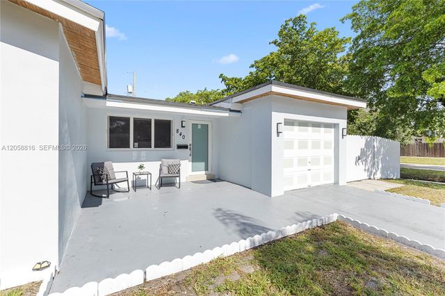 840 N 70th Way, Hollywood, FL 33024