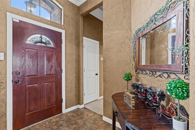 106 Hedges Circle, Weatherford, TX 76085