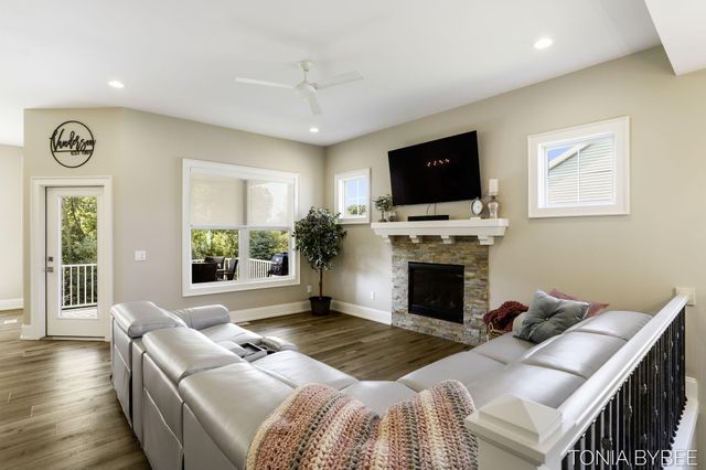 5565 Albright Avenue Sw, City Of Wyoming, MI 49418