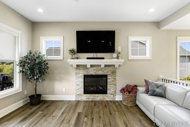 5565 Albright Avenue Sw, City Of Wyoming, MI 49418