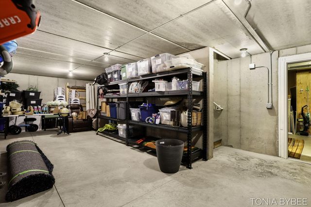 5565 Albright Avenue Sw, City Of Wyoming, MI 49418