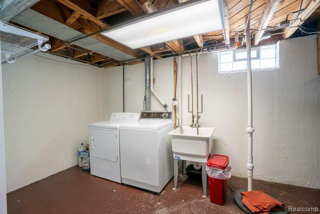 13273 Cunningham Street, Southgate, MI 48195