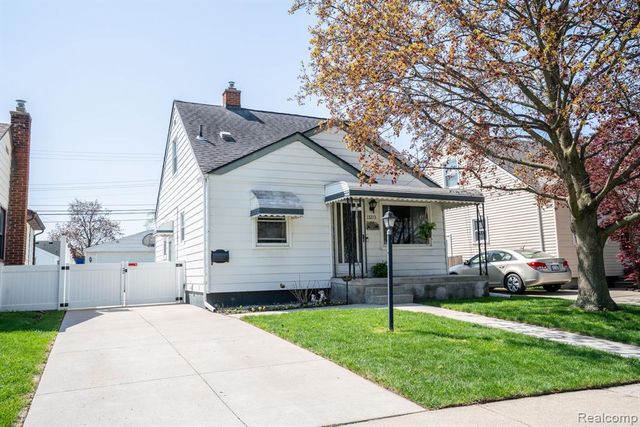 13273 Cunningham Street, Southgate, MI 48195