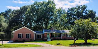 6121 Yates Mill Pond Road, Raleigh, NC 27606