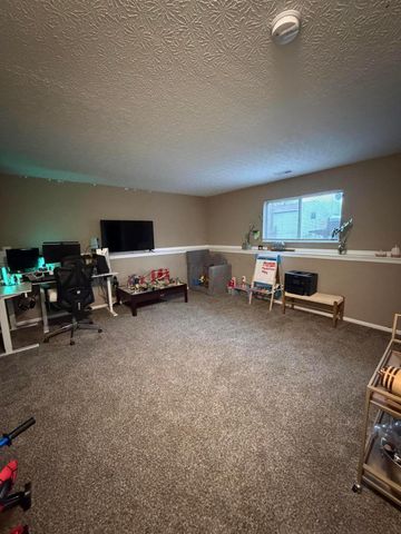 2737 Raphael Drive, Columbus, OH 43232