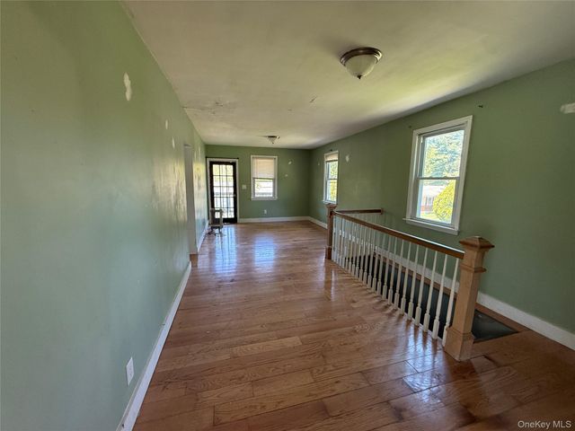109 Myrtle Avenue, New Windsor, NY 12553