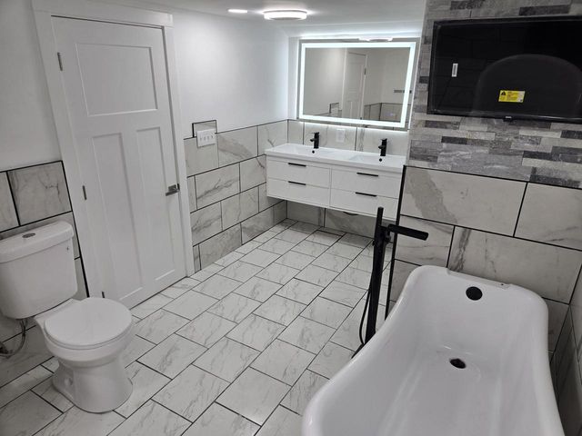 4578 N 127th STREET, Butler, WI 53007