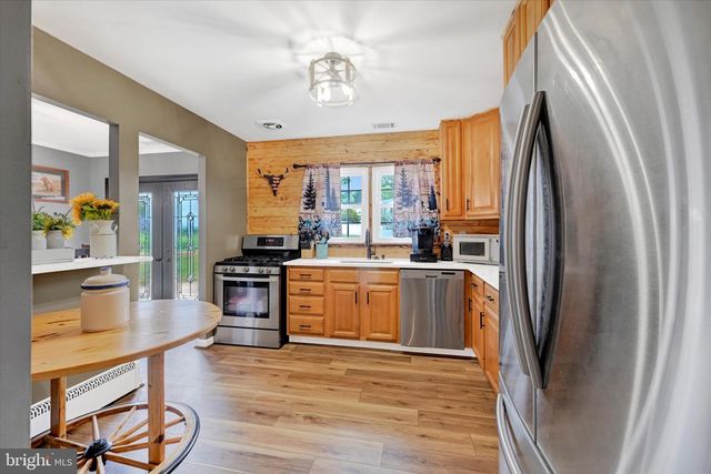 5824 OAKLAND RD, Baltimore, MD 21227