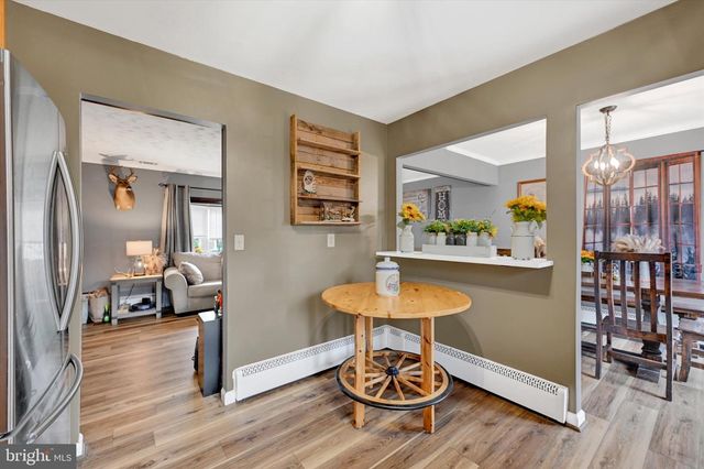 5824 OAKLAND RD, Baltimore, MD 21227