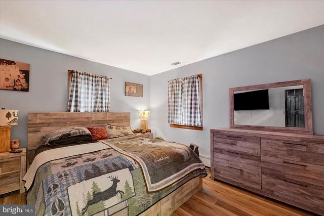 5824 OAKLAND RD, Baltimore, MD 21227